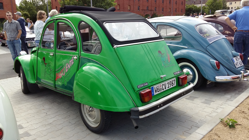 Illustration for article titled Local oldtimer meet photodump part 1